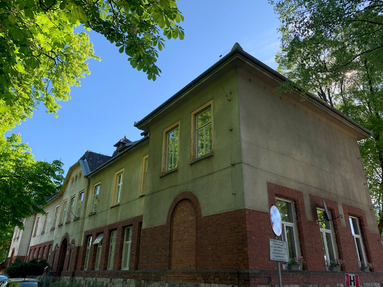 Ogłoszenie przetargu na remont budynku nr 19